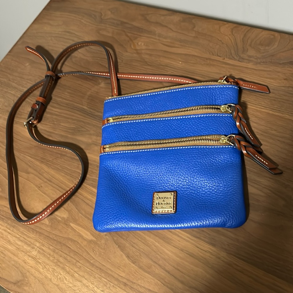 Dooney & Bourke crossbody